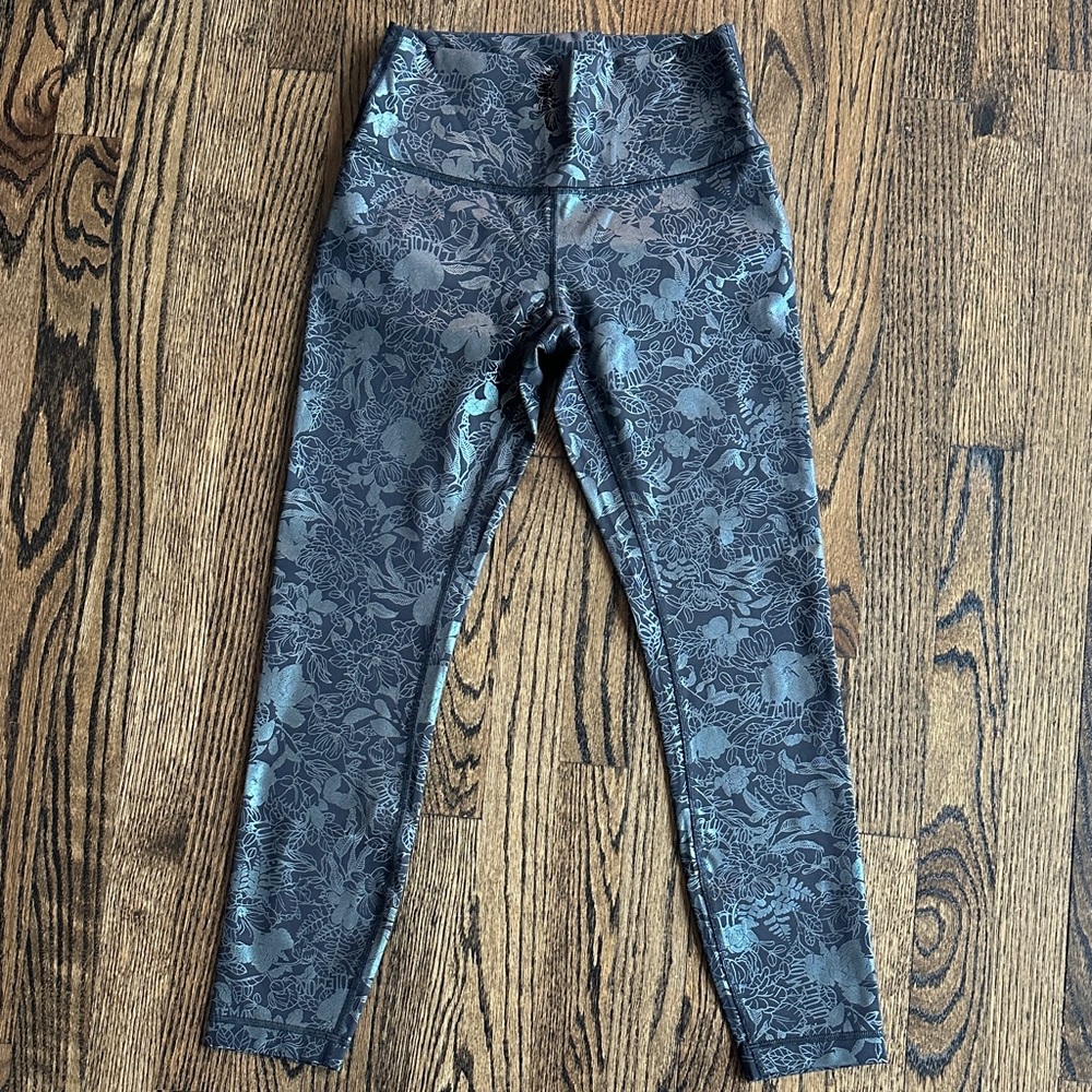 Lululemon cropped leggings